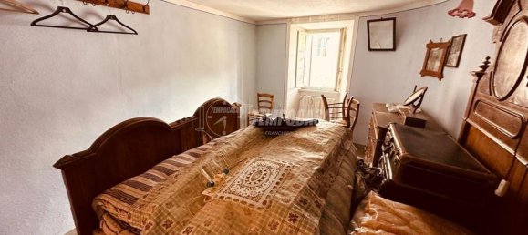 4 rooms Apartment in Schignano, Italy No. 123198 14