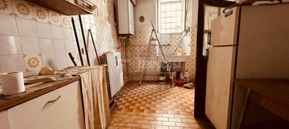 4 rooms Apartment in Schignano, Italy No. 123198 10