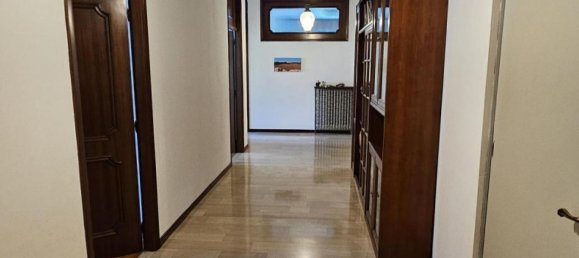 7 rooms House in Vigonza, Italy No. 29948 16