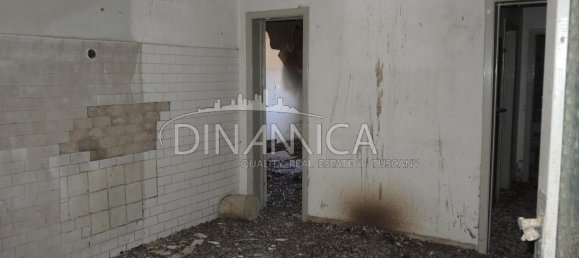 5 rooms House in San Miniato, Italy No. 236682 9