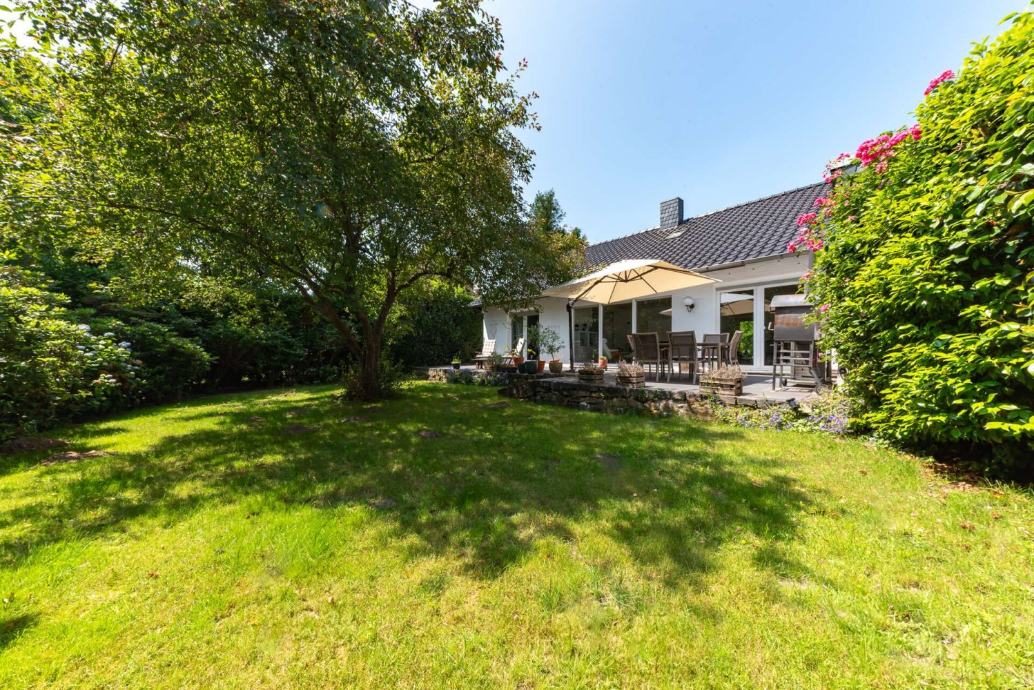 3 غرف نوم منزل في Meerbusch, Germany رقم 34691