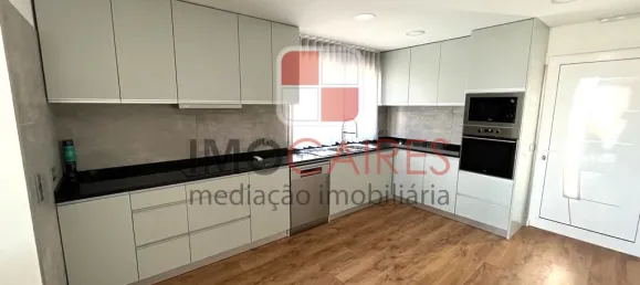 3 bedrooms House in Funchal, Portugal No. 146301 4