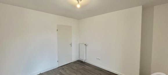 Apartamento de 2 dormitorios en Serris, France No. 173138 17