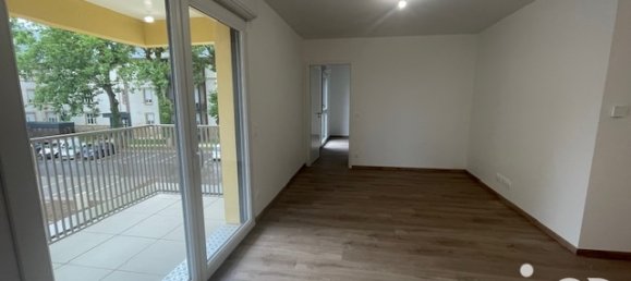 2-salle Appartement à Montigny-lès-Metz, France No. 160037 2