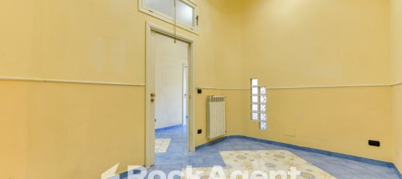 Квартира с 5 комнатами в Неаполь, Италия № 93121 39