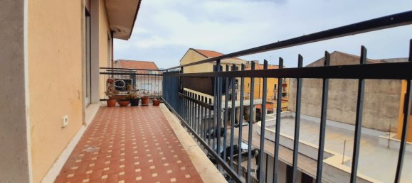 5 rooms Apartment in Giarre, Italy No. 130233 17