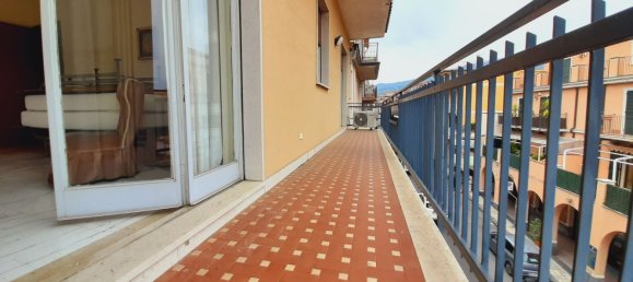 5 rooms Apartment in Giarre, Italy No. 130233 2