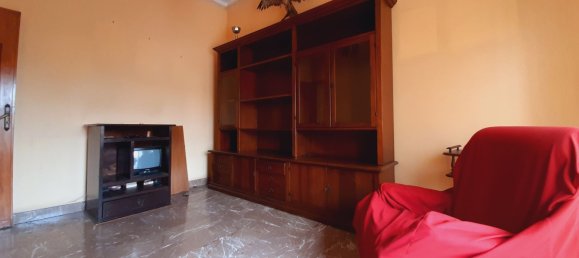 5 rooms Apartment in Giarre, Italy No. 130233 11