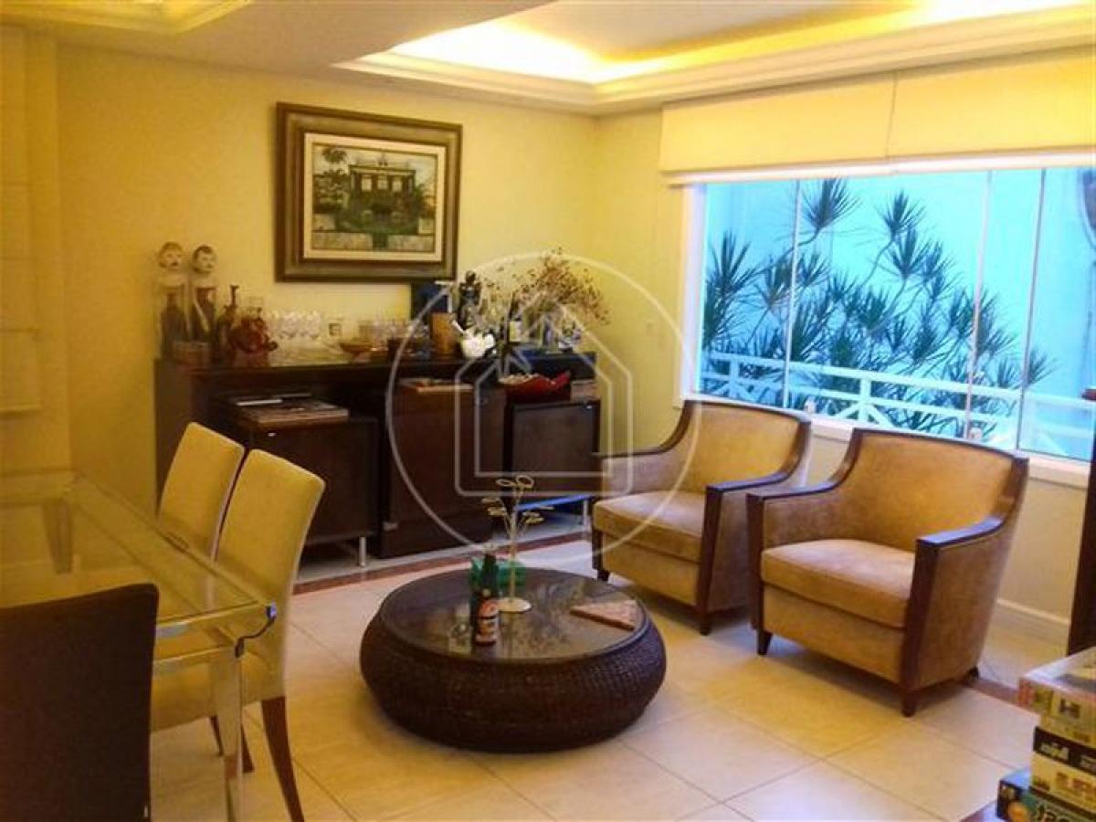 4 bedrooms House in Rio de Janeiro, Brazil No. 533782