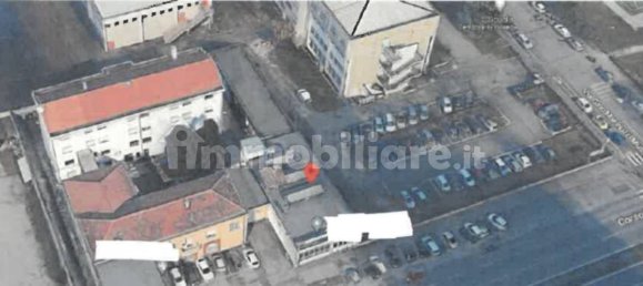 5 rooms Commercial property in Turin, Italy No. 296605 2