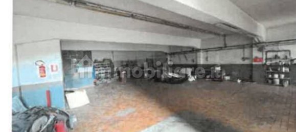 5 rooms Commercial property in Turin, Italy No. 296605 8