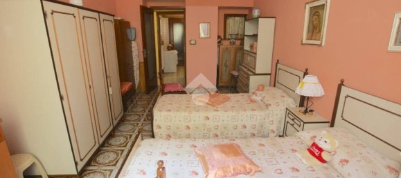 Квартира с 3 спальнями в Пинероло, Италия № 350205 16