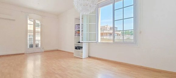 4 bedrooms Apartment in Perpignan, France No. 333486 3