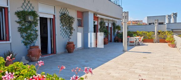 3 Schlafzimmer Penthouse in Giulianova, Italy, Nr. 345680 4