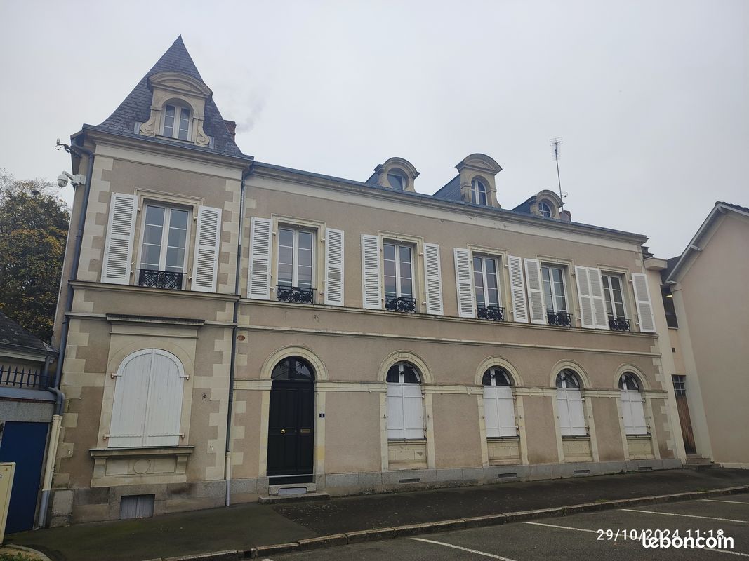 4 bedrooms House in Laval, France No. 343133