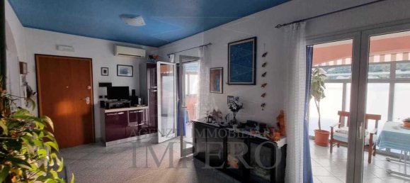 3 bedrooms Villa in Ventimiglia, Italy No. 329207 3
