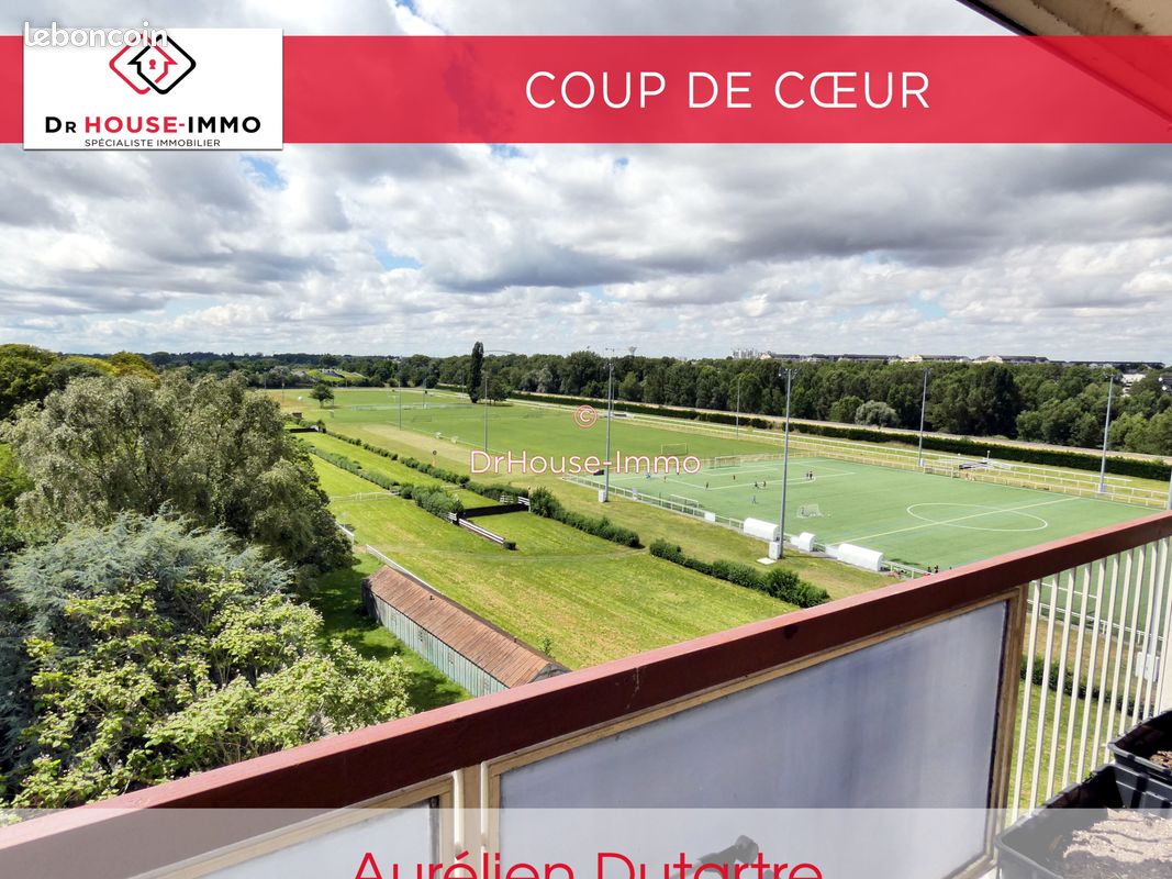 2 bedrooms Apartment in Orleans, France No. 249275