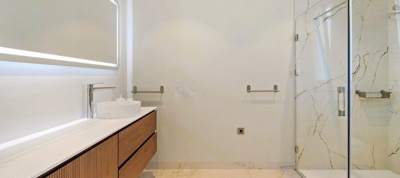 7 bedrooms Villa in Marbella, Spain No. 22864 17