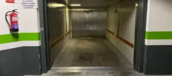 12m² Garage in Valladolid, Spain No. 66806 2