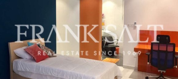 3 chambres Penthouse à Sliema, Malta No. 4039 15