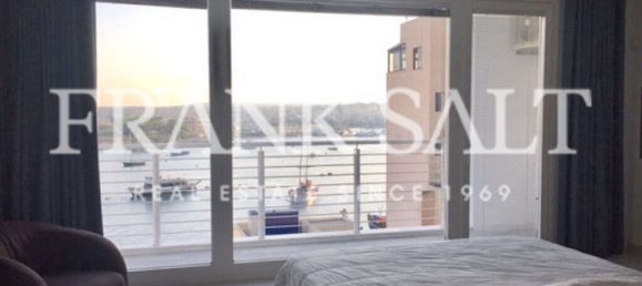 3 chambres Penthouse à Sliema, Malta No. 4039 22