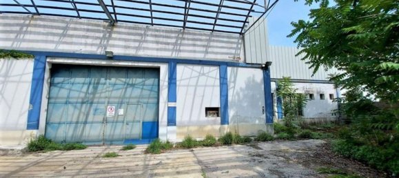 5050m² Warehouse in Romentino, Italy No. 372488 17