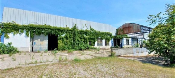 5050m² Warehouse in Romentino, Italy No. 372488 9
