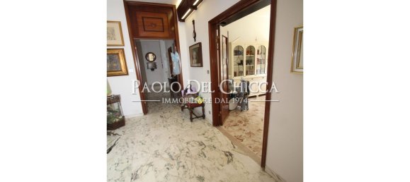 5 bedrooms Apartment in Livorno, Italy No. 321263 7