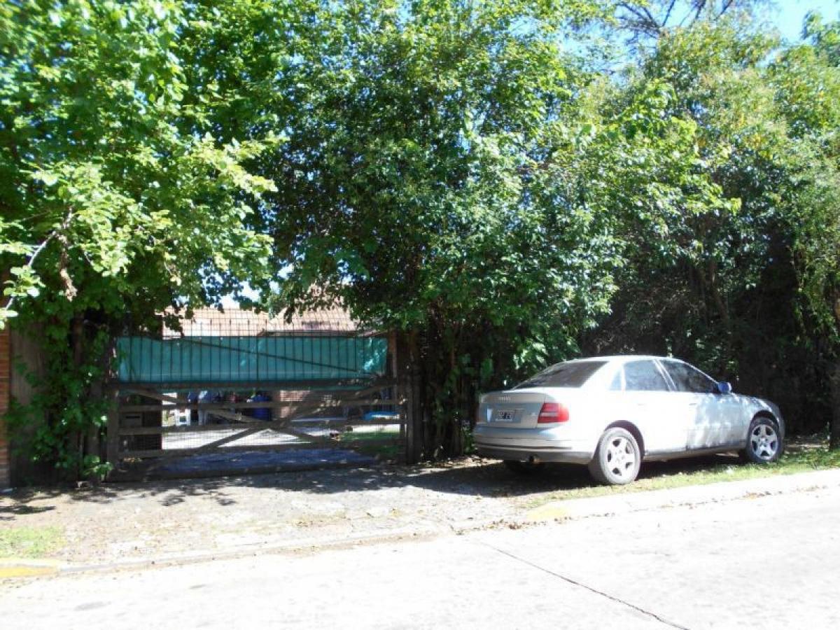  Land in San Miguel, Argentina No. 115046