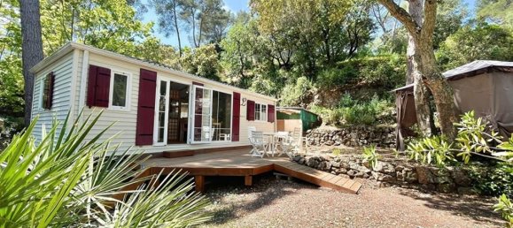 2 bedrooms Land in Frejus, France No. 99792 3