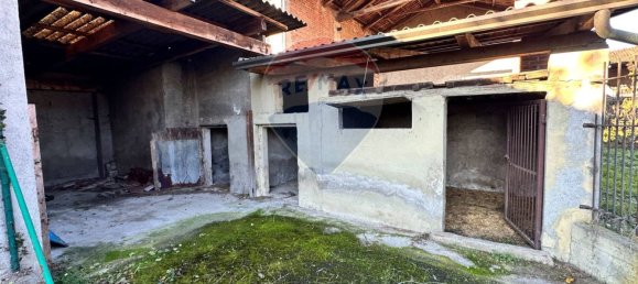 Villa de 3 dormitorios en Alice Castello, Italy No. 178820 47