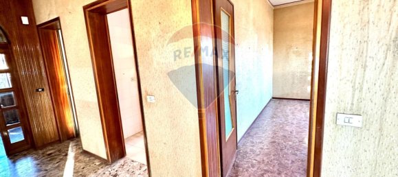 Villa de 3 dormitorios en Alice Castello, Italy No. 178820 32