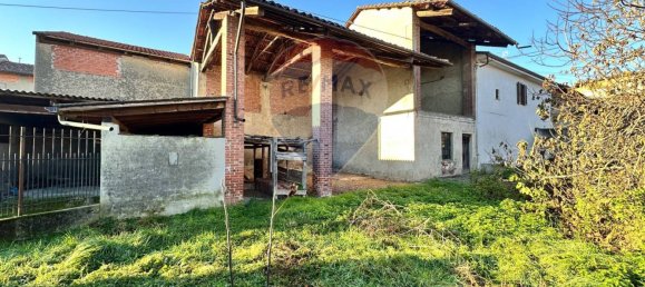 Villa de 3 dormitorios en Alice Castello, Italy No. 178820 48