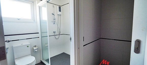 2 bedrooms Condo in Pattaya, Thailand No. 3138 11