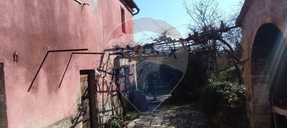 5 bedrooms House in Pomarance, Italy No. 151902 8