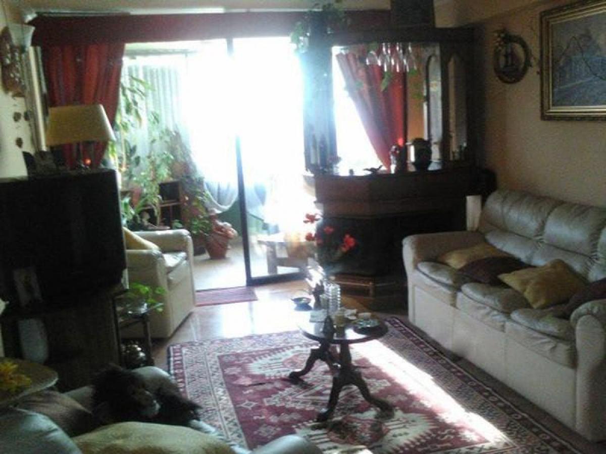 4 bedrooms Apartment in Santiago, Chile No. 4121