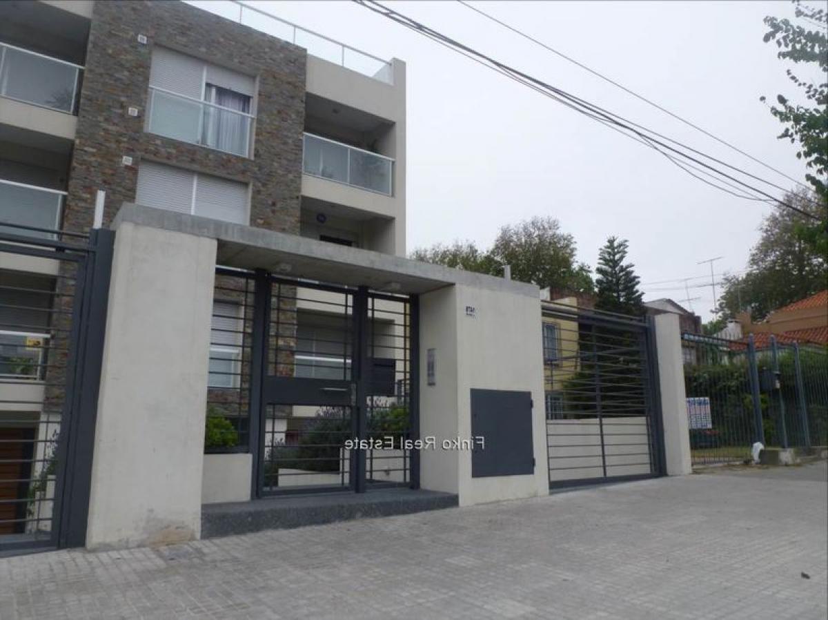 Studio in Montevideo, Uruguay No. 2672