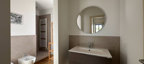 Apartamento de 3 dormitorios en Mirandola, Italy No. 314592 9