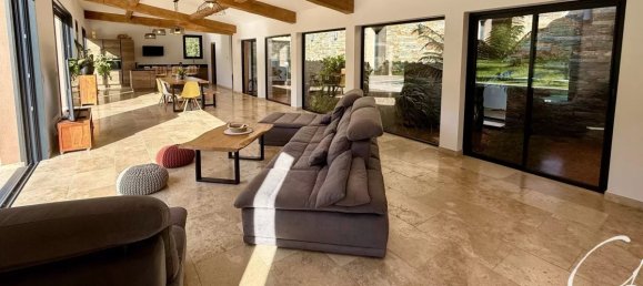 7 rooms Villa in Bagnols-en-Foret, France No. 322639 7