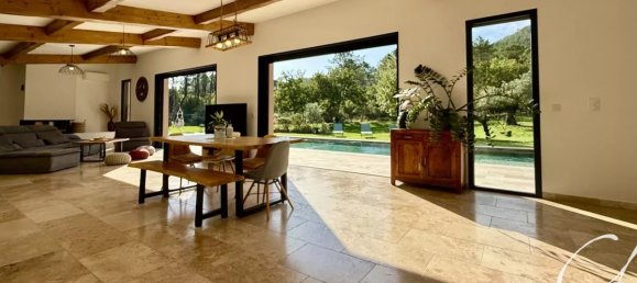 7 rooms Villa in Bagnols-en-Foret, France No. 322639 4