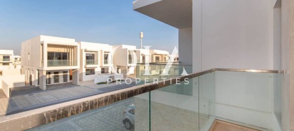 3 bedrooms Townhouse in Yas Island, UAE No. 25991 3