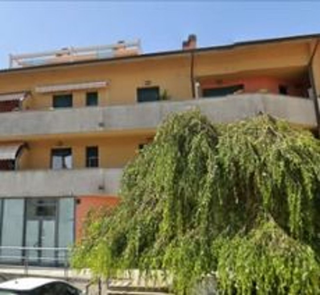 Apartamento de 6 habitaciónes en San Giustino, Italy No. 44056