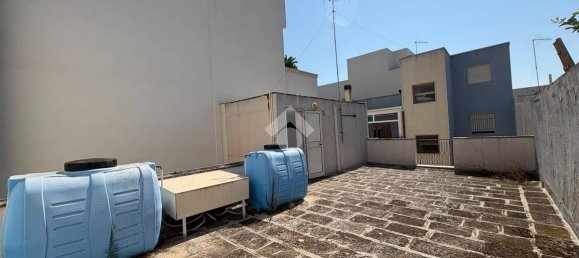 Apartamento de 2 dormitorios en Polignano a Mare, Italy No. 353190 11