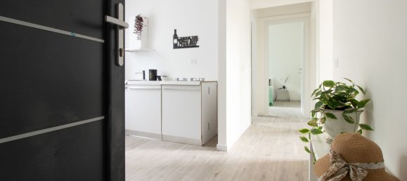 3 rooms Apartment in Rimini, Italy No. 269724 4