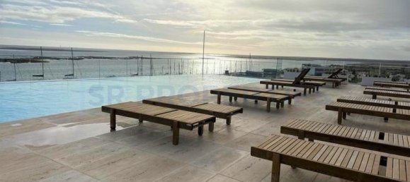 Apartamento de 2 dormitorios en Quelfes, Portugal No. 71483 4