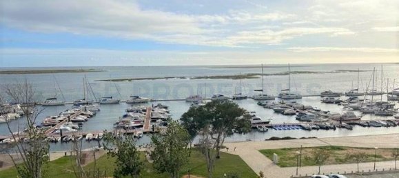 Apartamento de 2 dormitorios en Quelfes, Portugal No. 71483 40