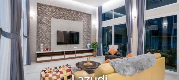 4 bedrooms Villa in Pattaya, Thailand No. 17723 5