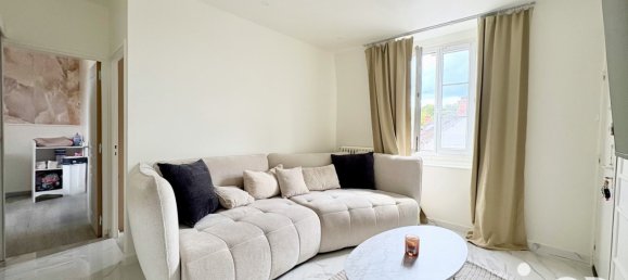 2 Schlafzimmer Wohnung in Chartrettes, France, Nr. 345250 3