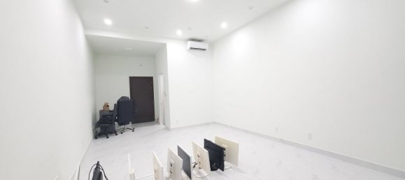 Офис с 1 комнатой в Тхудык, Вьетнам № 16097 4