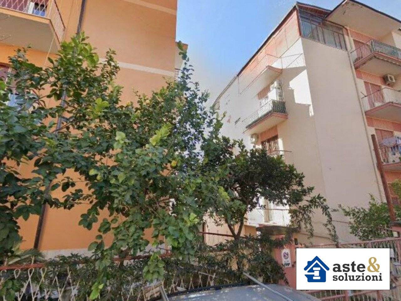 128m² Warehouse in Rome, Italy No. 386865